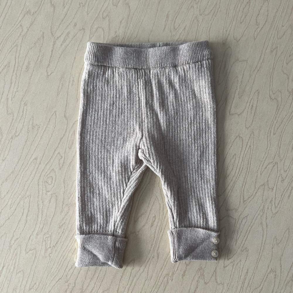 Zara light tan pants 1-3 months